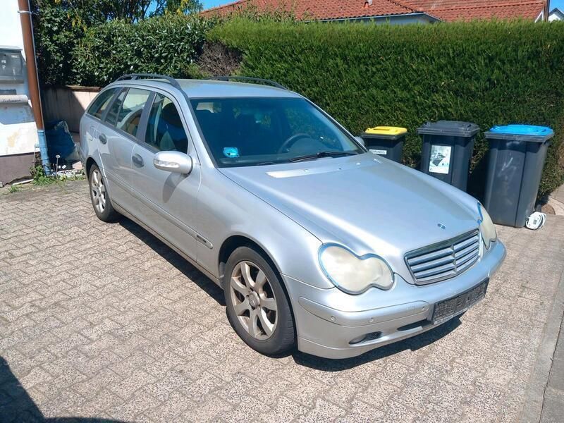 Grau Gebraucht 2003 Mercedes C270 Kombi | 1.600 € (Fairer Preis) - Bild 1/4