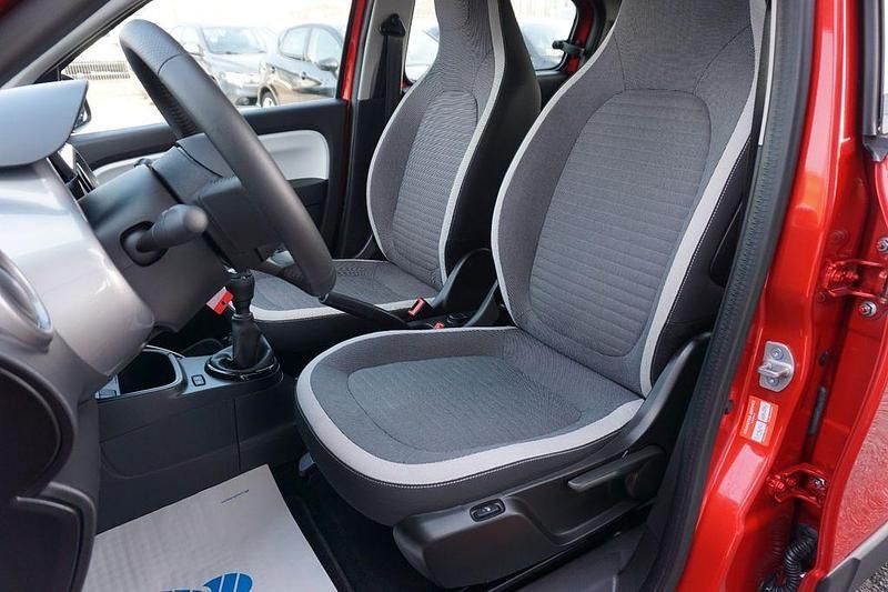 Gebraucht Renault Twingo Zen 65 PS (47 kW) 2022 Rot Kleinwagen