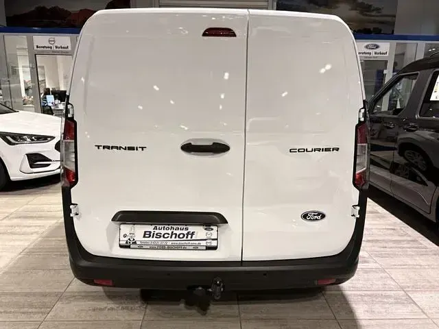Gebraucht Ford Transit Trend 101 PS (74 kW) 2025 Frozen white Van / Kleinbus