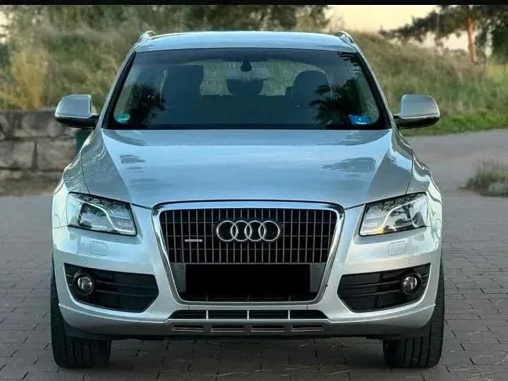 Gebraucht Audi Q5 177 PS (130 kW) 2010 Silber SUV