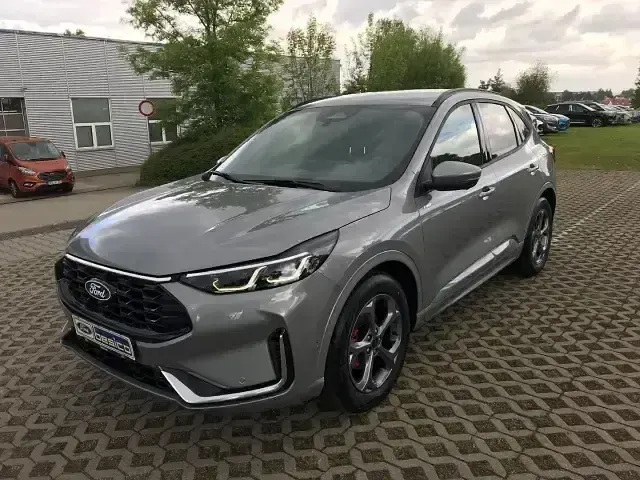 Gebraucht Ford Kuga ST-Line X 180 PS (132 kW) 2025 Solarsilber metallic SUV