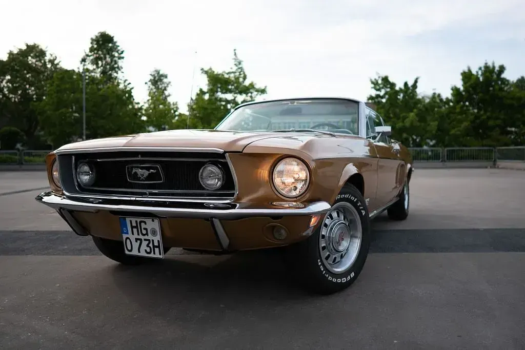 Gebraucht Ford Mustang GT 223 PS (164 kW) 1968 Gold Cabrio