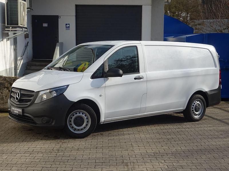 Gebraucht Mercedes Vito 136 PS (100 kW) 2018 Weiß Van