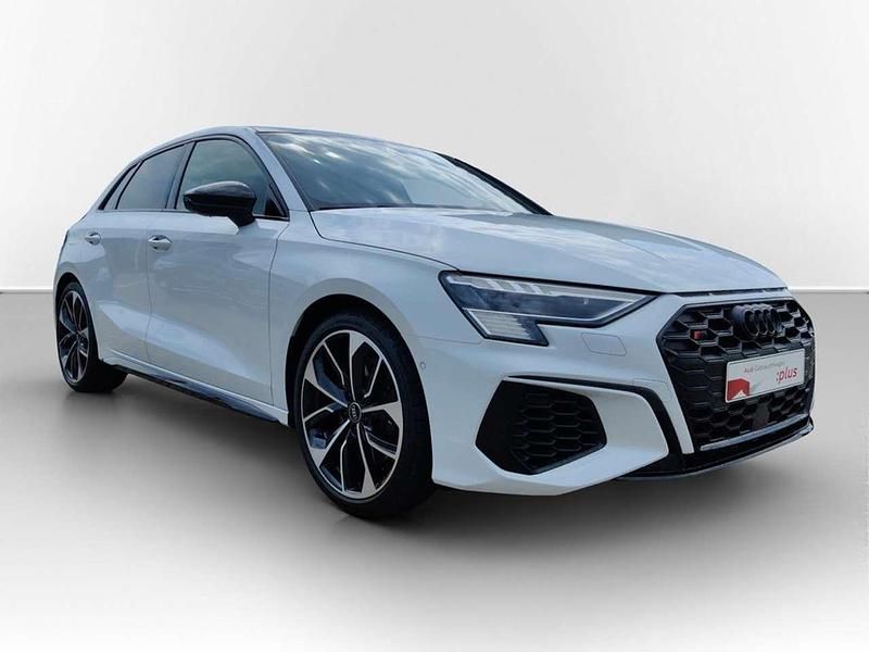 Gebraucht Audi S3 Ambiente 310 PS (228 kW) 2024 Gletscherweiß metallic Limousine