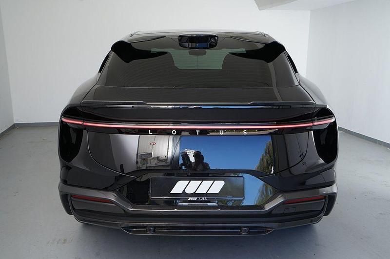 Nowe Lotus Eletre 675 kW (918 KM) 2026 Czarny SUV