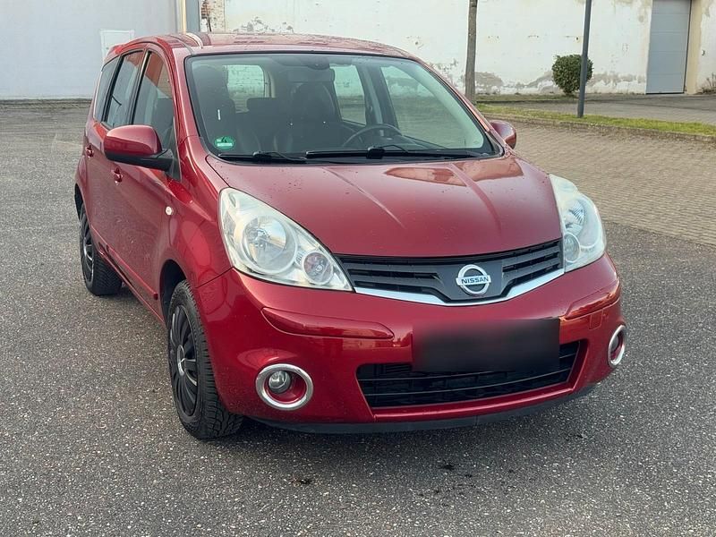 Gebraucht Nissan Note 85 PS (62 kW) 2012 Rot Kleinwagen