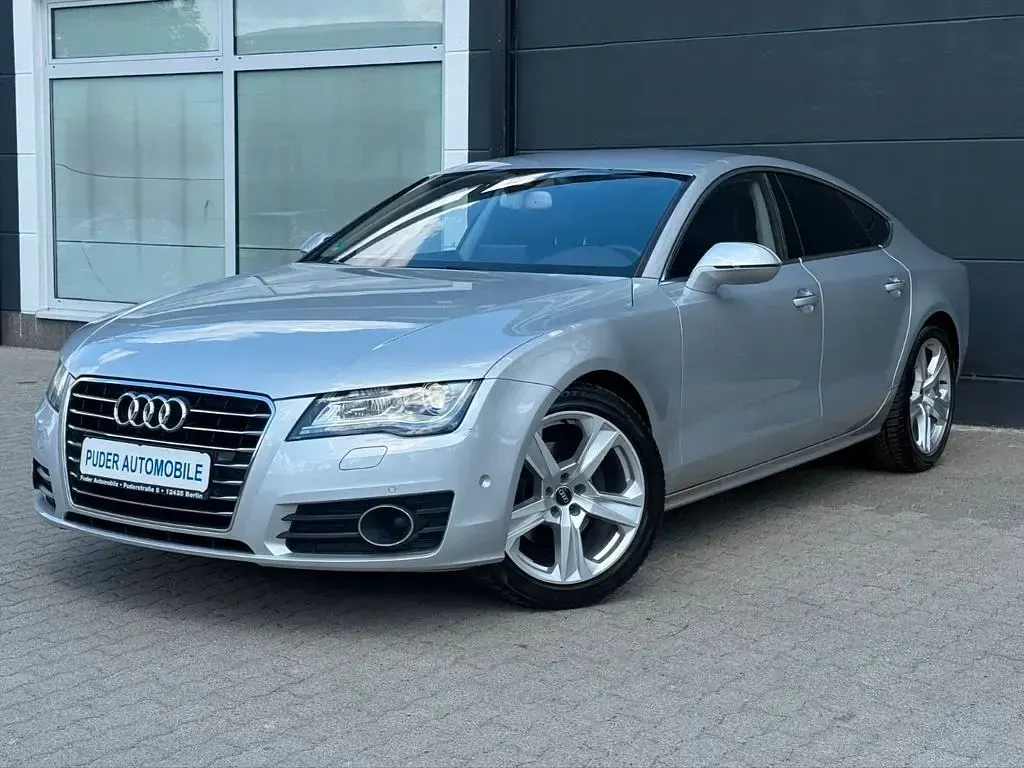 Gebraucht Audi A7 Sportback Ambiente 204 PS (150 kW) 2011 Eissilber Kleinwagen