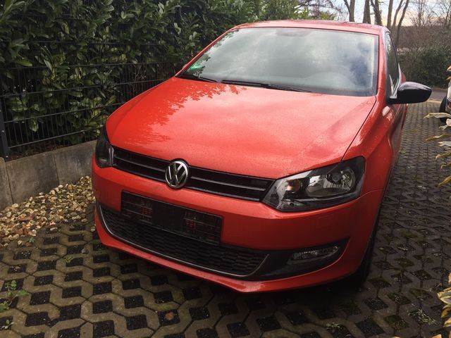 Gebraucht VW Polo Style 60 PS (44 kW) 2011 Orange Limousine