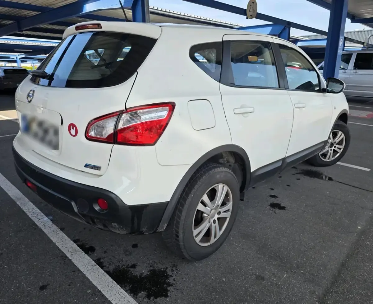Gebraucht Nissan Qashqai 131 PS (96 kW) 2013 Weiß SUV