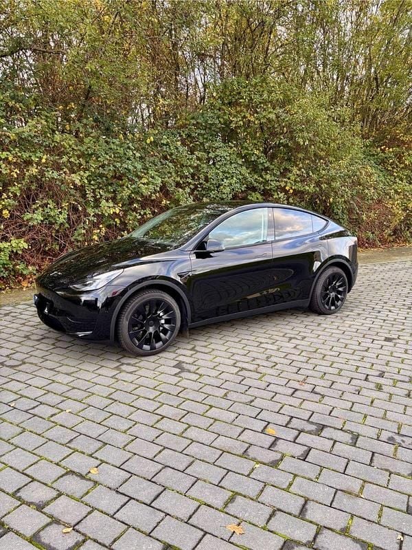 Gebraucht Tesla Model Y RWD 188 kW (256 PS) 2023 Schwarz SUV