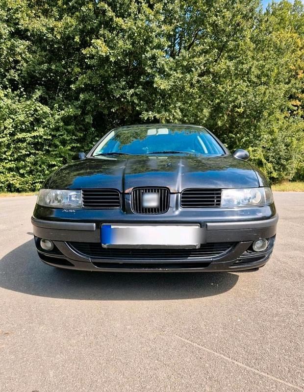Gebraucht Seat Leon 105 PS (77 kW) 2003 Schwarz Kleinwagen