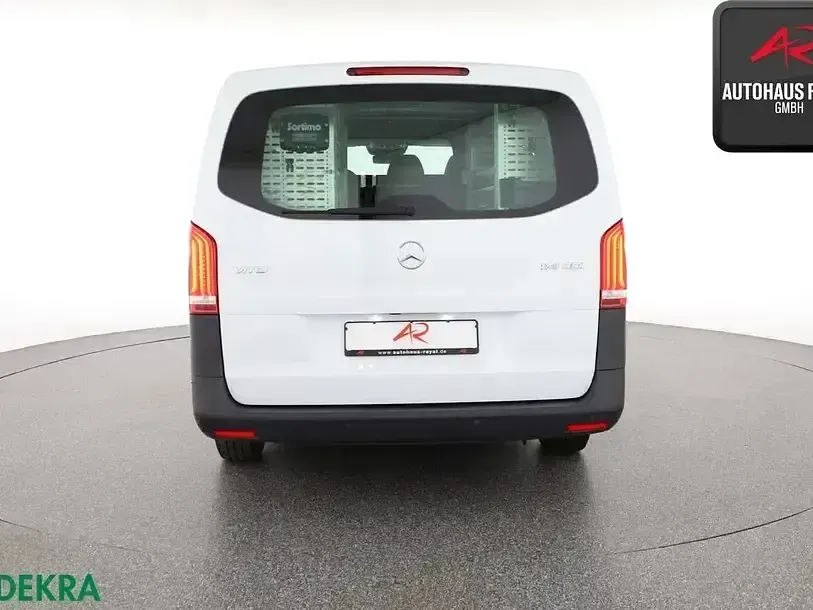 Gebraucht Mercedes Vito 136 PS (100 kW) 2019 Weiß Van