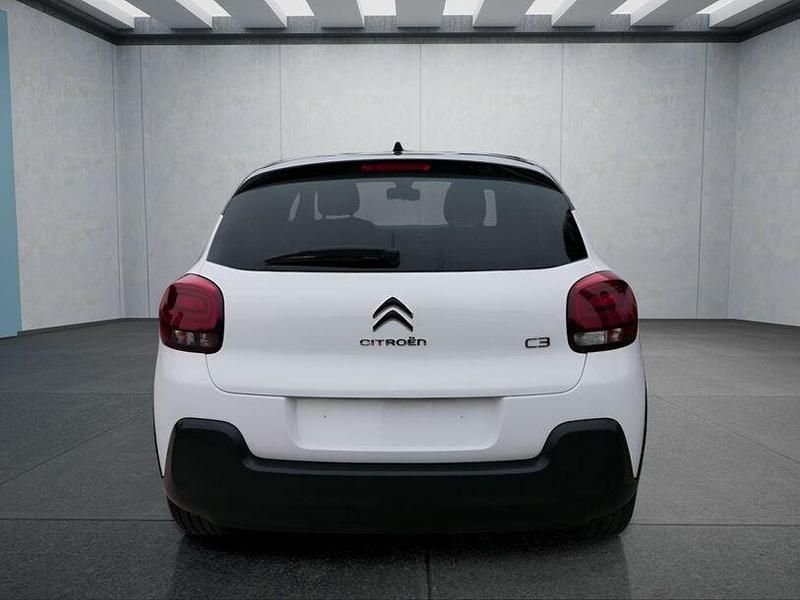 Używany Citroën C3 PureTech 83 KM (61 kW) 2023 Biały Hatchback