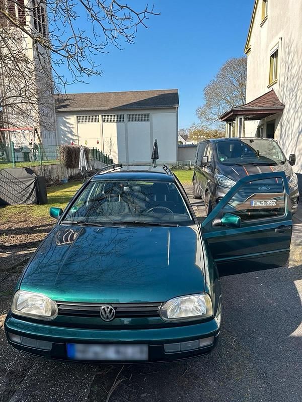 Gebraucht VW Golf III 75 PS (55 kW) 1998 Grün Kombi