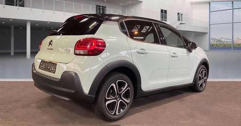 Gebraucht Citroën C3 Shine 110 PS (80 kW) 2017 Grün Kleinwagen