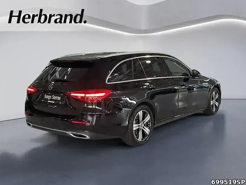 Gebraucht Mercedes C220 Advanced 197 PS (144 kW) 2025 Metalliclack obsidianschwarz Kombi