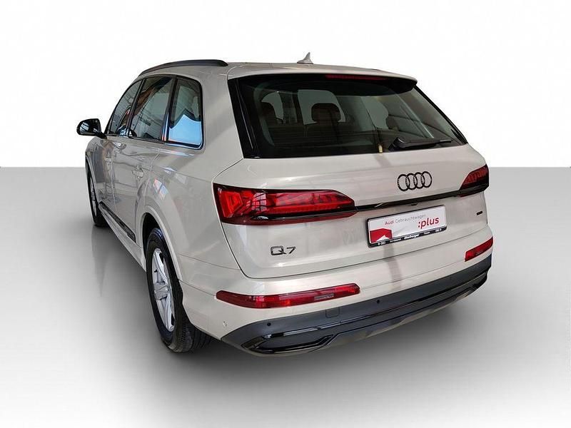 Gebraucht Audi Q7 Ambiente 286 PS (210 kW) 2023 Vikunjabeige metallic SUV