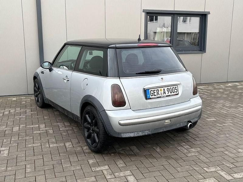 Gebraucht Mini Cooper 116 PS (85 kW) 2002 Silber Kleinwagen