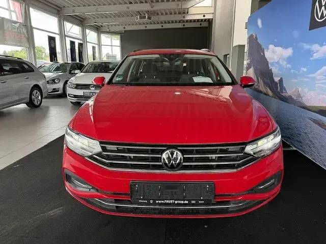 Gebraucht VW Passat Elegance+ 190 PS (139 kW) 2019 Silber Kombi