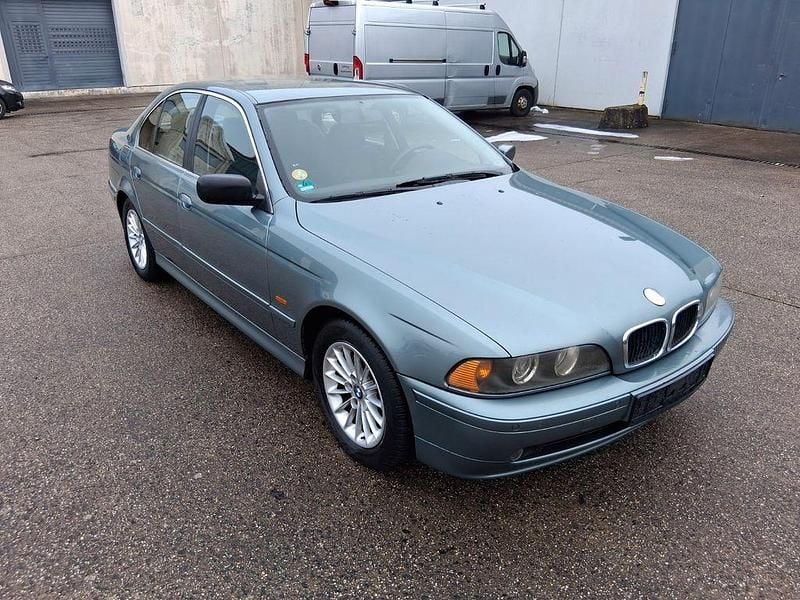 Gebraucht BMW 520 170 PS (125 kW) 2001 Grün Limousine
