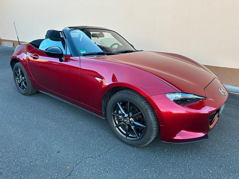 Gebraucht Mazda MX5 132 PS (97 kW) 2018 Rot Cabrio