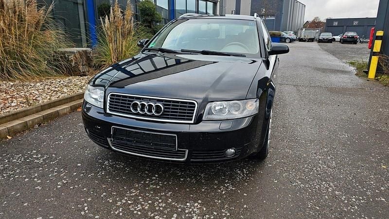 Second-hand Audi A4 170 CP (125 kW) 2004 Negru Break