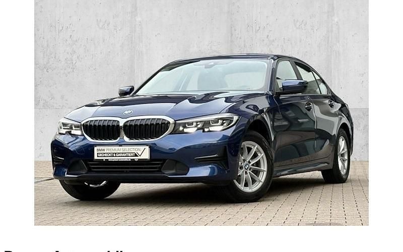 Gebraucht BMW 320 Advantage 184 PS (135 kW) 2020 Blau Limousine