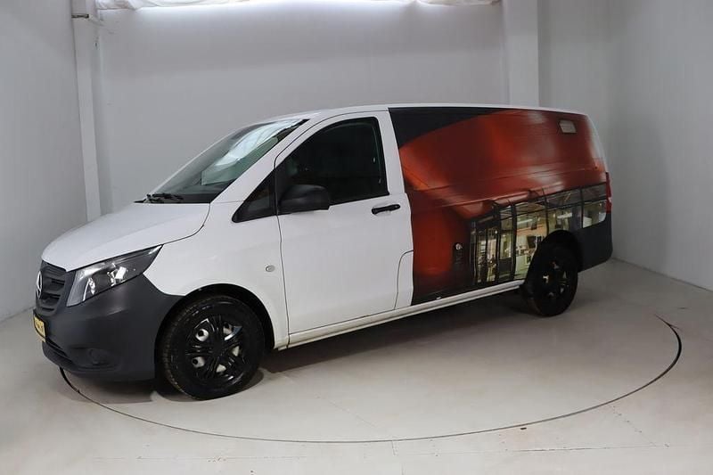 Gebraucht Mercedes Vito 114 PS (83 kW) 2015 Weiß Van