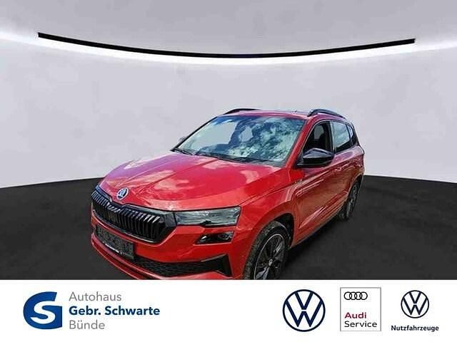 Rot Gebraucht 2022 Skoda Karoq SportLine SUV | 34.980 € (Etwas zu teuer) - Bild 1/4