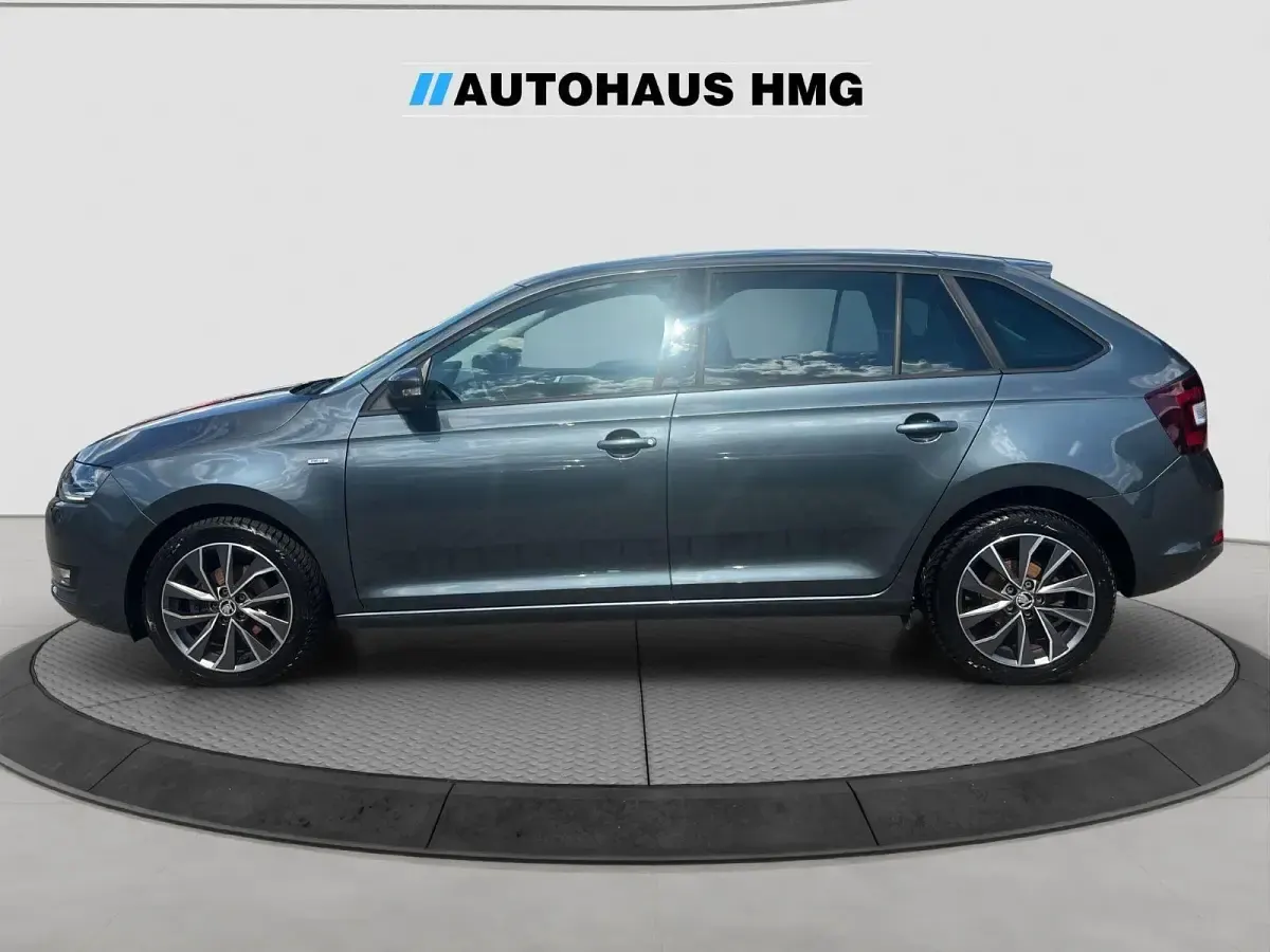 Gebraucht Skoda Rapid Drive 95 PS (69 kW) 2017 Grau Kleinwagen