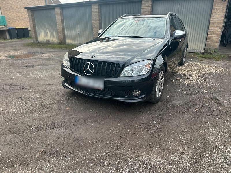 Schwarz Gebraucht 2009 Mercedes C220 Kombi | 5.699 € (Fairer Preis) - Bild 1/4