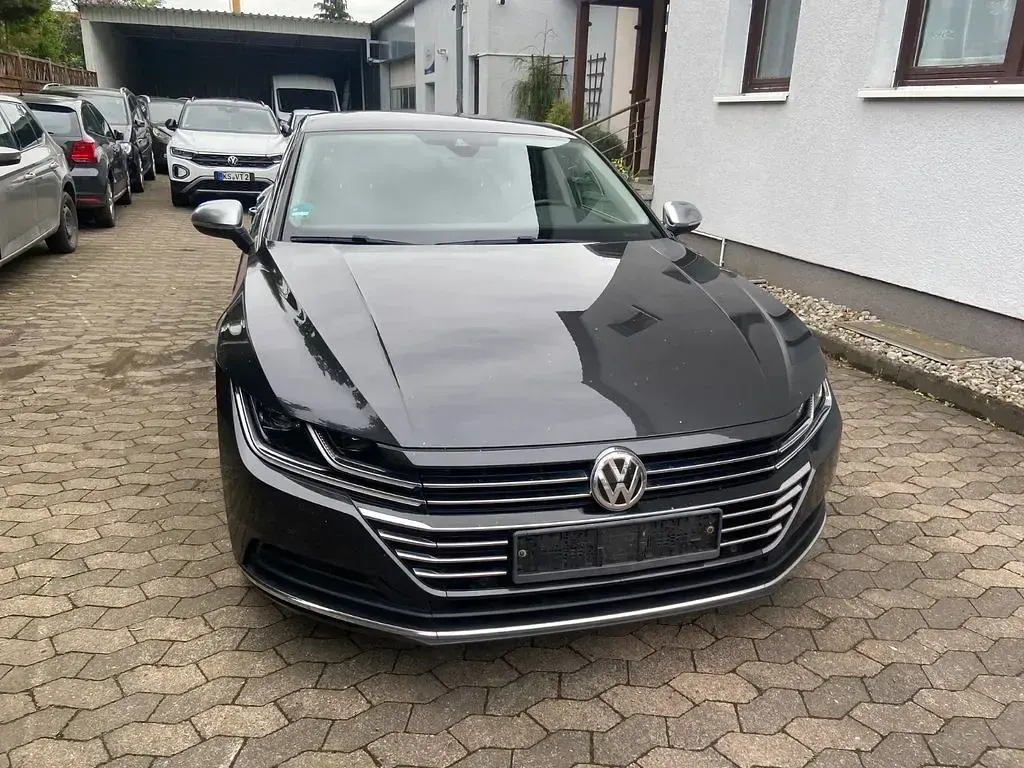 Gebraucht VW Arteon Elegance 190 PS (139 kW) 2019 Schwarz Kleinwagen