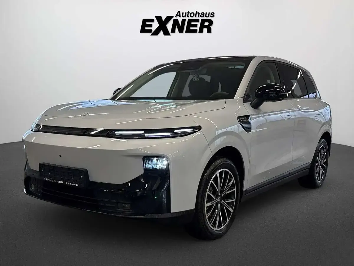 Gebraucht Leapmotor B10 160 kW (218 PS) 2026 Silber SUV