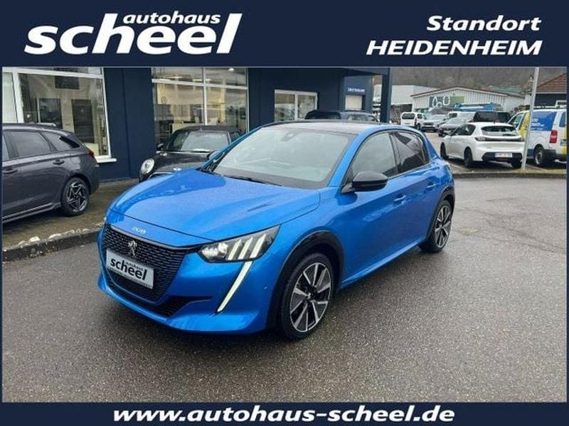 Blau/typ aussenverkleidung metal Gebraucht 2021 Peugeot e-208 GT Kleinwagen | 15.990 € (Guter Preis) - Bild 1/4