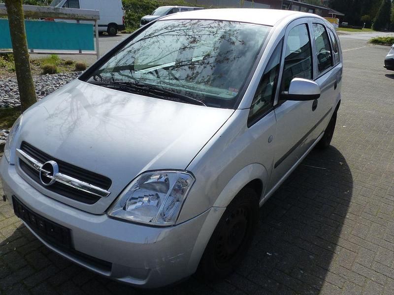 Gebraucht Opel Meriva Enjoy 101 PS (74 kW) 2003 Silber Van / Kleinbus