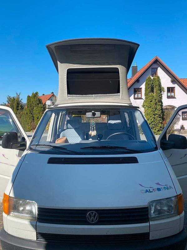 Weiß Gebraucht 1991 VW T4 California Van | 11.500 € - Bild 1/4