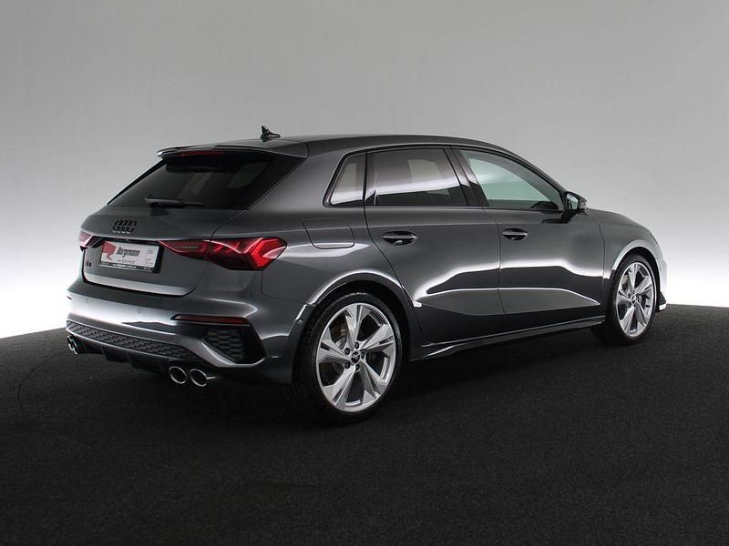 Gebraucht Audi S3 Advanced 310 PS (228 kW) 2024 Grau / daytonagrau perleffekt Limousine