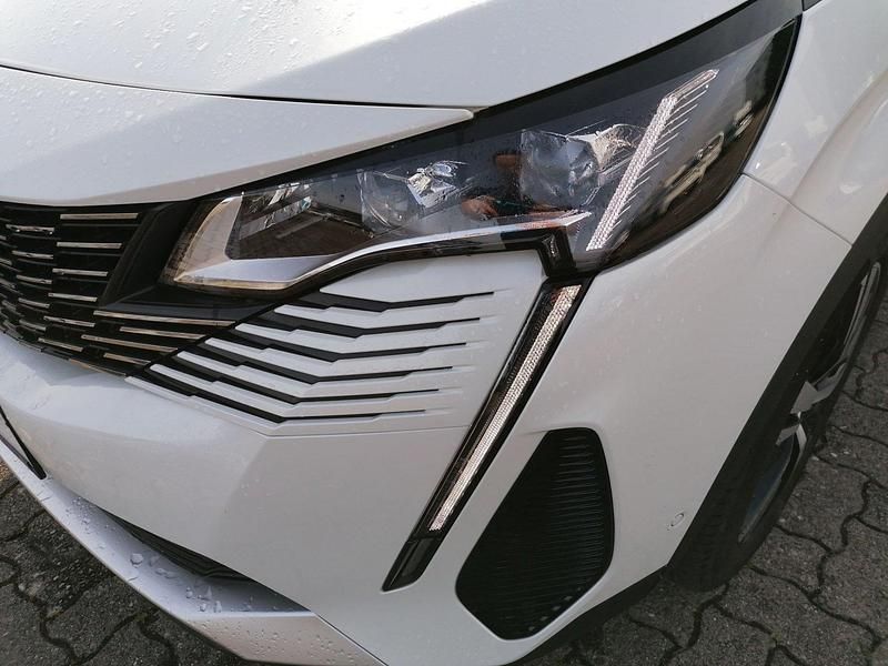 Gebraucht Peugeot 5008 GT 177 PS (130 kW) 2022 Weiß Van / Kleinbus