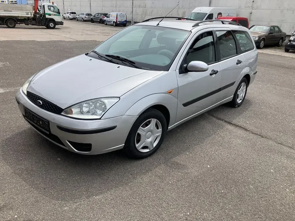 Gebraucht Ford Focus Finesse 101 PS (74 kW) 2003 Grau Kombi