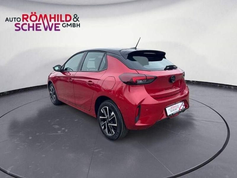 Neu Opel Corsa 101 PS (74 kW) 2025 Rot Limousine