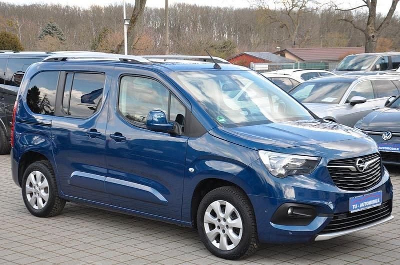 Gebraucht Opel Combo Life Innovation 131 PS (96 kW) 2020 Blau Van / Kleinbus