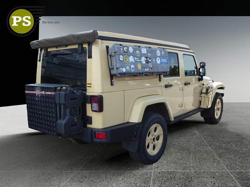 Gebraucht Jeep Wrangler Unlimited Sahara 200 PS (147 kW) 2015 Beige SUV