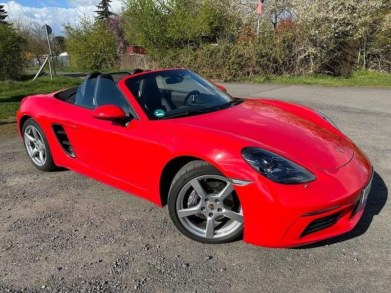 Gebraucht Porsche 718 Boxster 299 PS (219 kW) 2018 Rot Cabrio