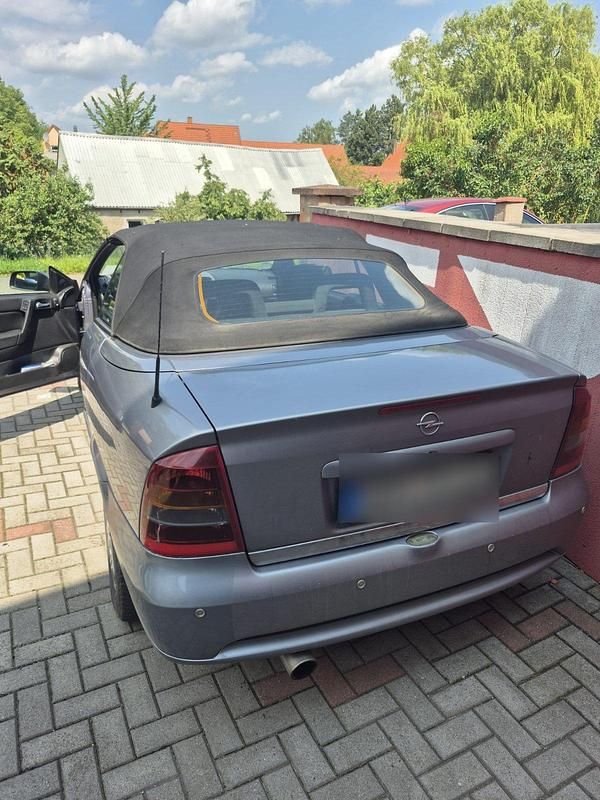 Gebraucht Opel Astra Cabriolet 105 PS (77 kW) 2006 Cabrio