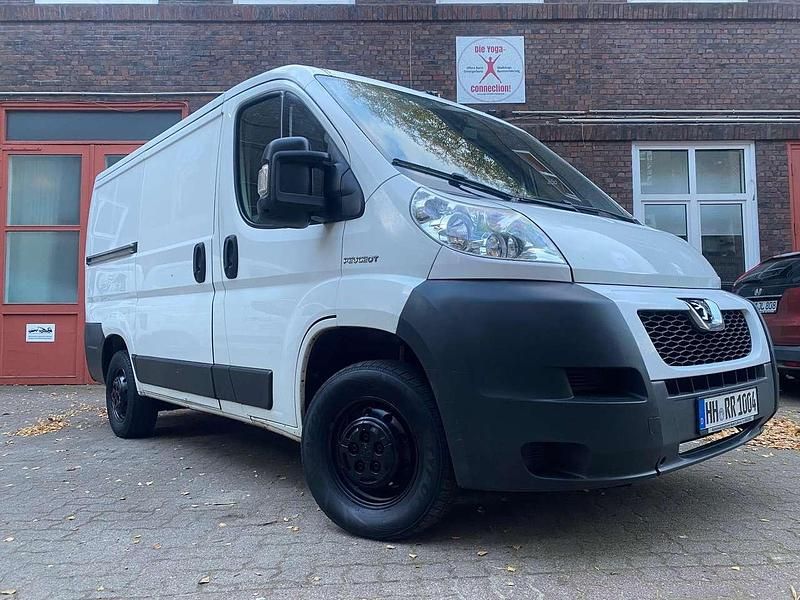 Gebraucht Peugeot Boxer 120 PS (88 kW) 2008 Weiß Van