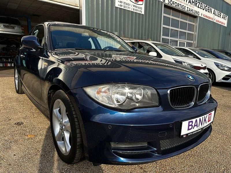 Gebraucht BMW 120 Performance 170 PS (125 kW) 2010 Blau Kleinwagen