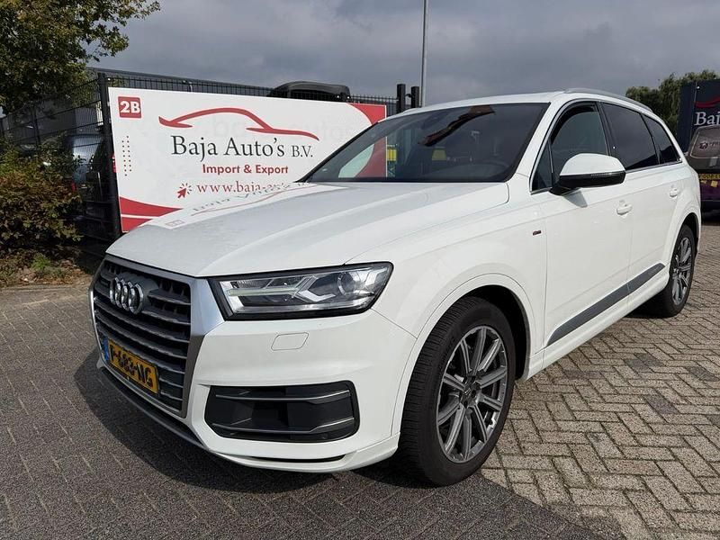 Weiß Gebraucht 2017 Audi Q7 SUV | 20.749 € (Fairer Preis) - Bild 1/4