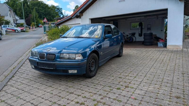 Blau Gebraucht 2000 BMW 316 Compact Kleinwagen | 1.500 € (Superpreis) - Bild 1/4