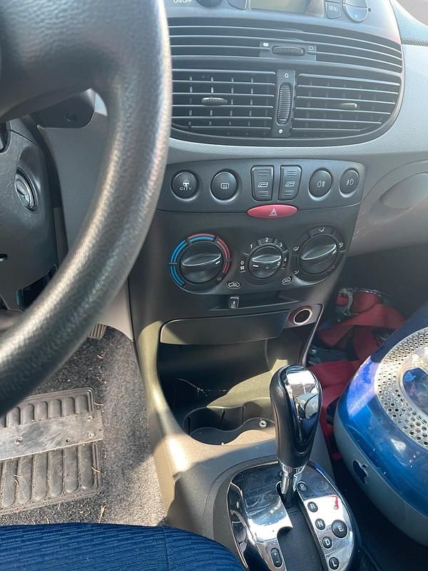 Gebraucht Fiat Punto 80 PS (58 kW) 2001 Blau Kleinwagen