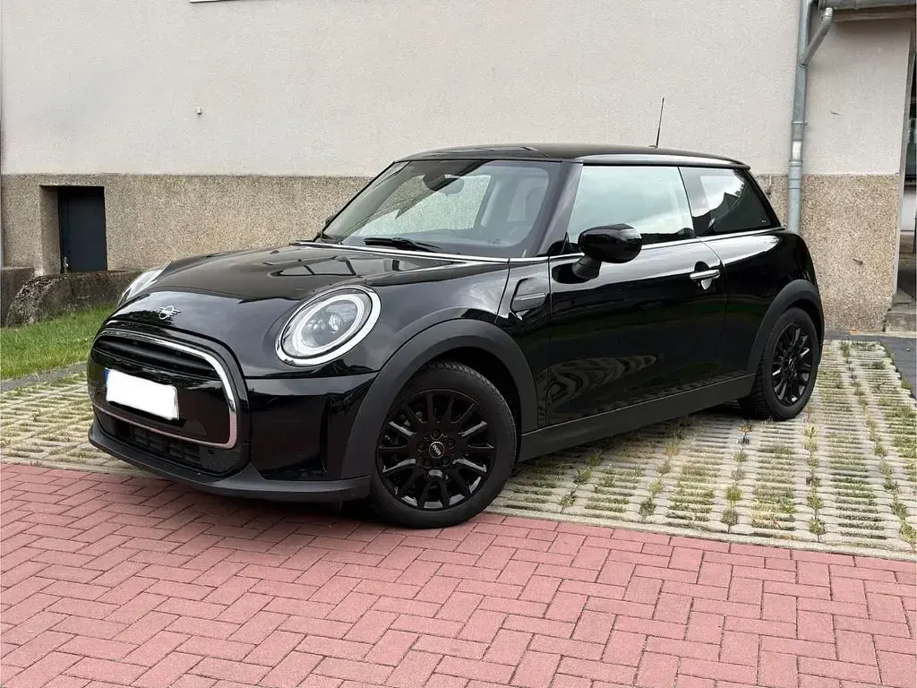 Gebraucht Mini ONE 102 PS (75 kW) 2022 Schwarz Kleinwagen